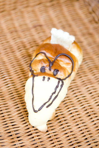 からすのパンやさんの子どもたちのパン からすのパンやさんの子どもたちのパン