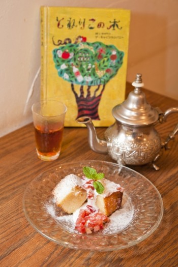 「とねりこの木」